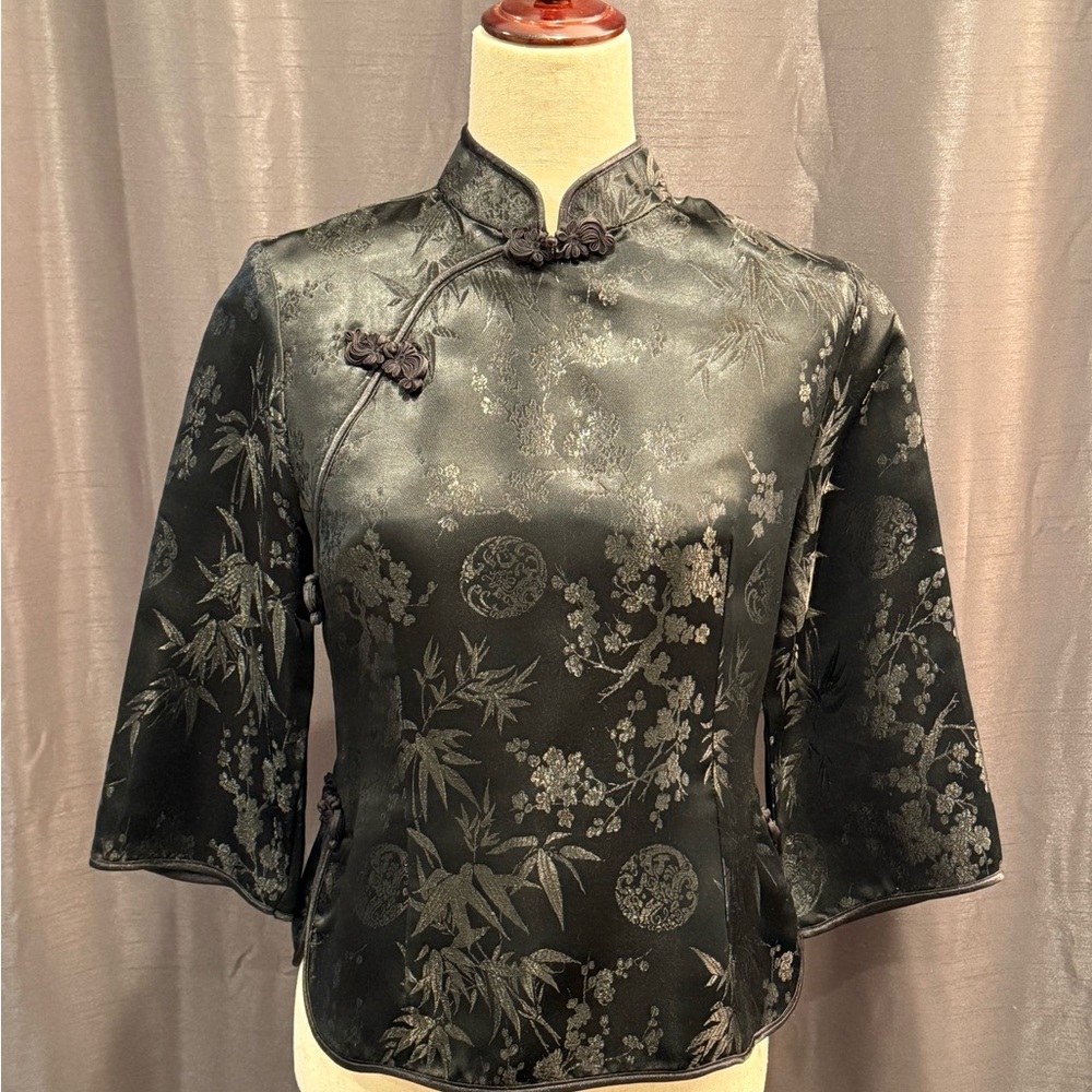Vintage Elegant Black Asian Inspired Floral Women's Top
